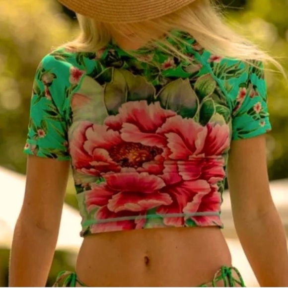 Free People Tops - SOLD We Are HAH T’s Me Rash Guard Crop Top | XS | Leaf Me Alone